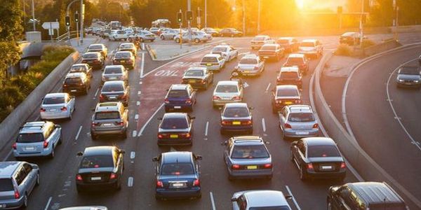 汽车保有量.jpg 2023年6月末,全国机动车保有量达4.26亿辆